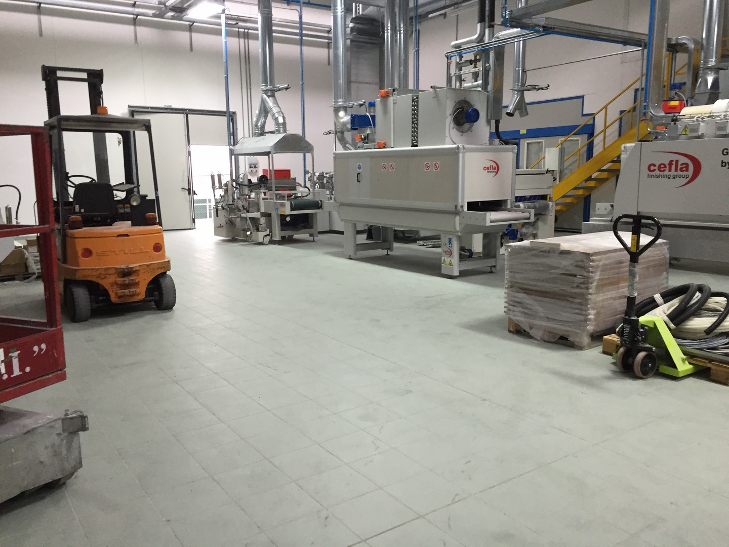 Warehouse, Italy - 5