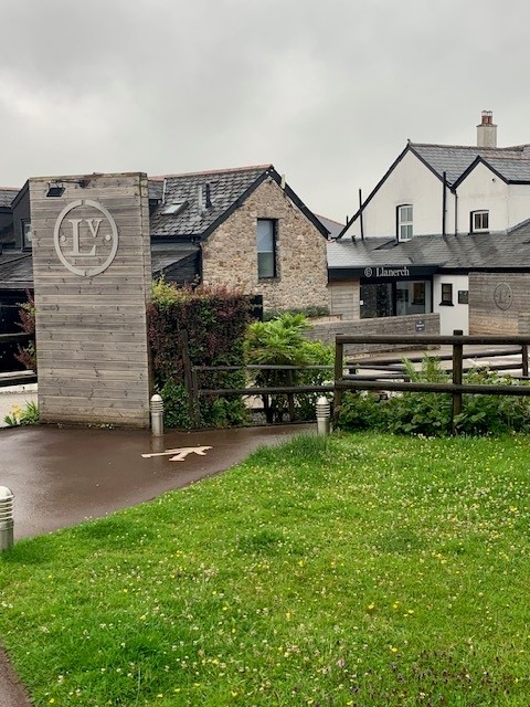 Llanerch Vineyard Hotel, Vale of Glamorgan - 5
