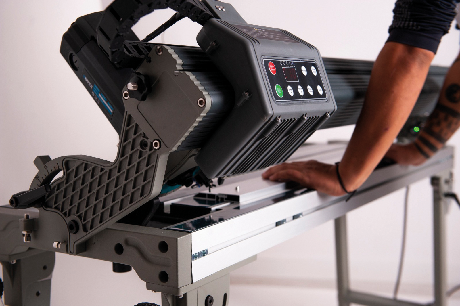 Automatic Multi-Functional Cutting Machine and Blades